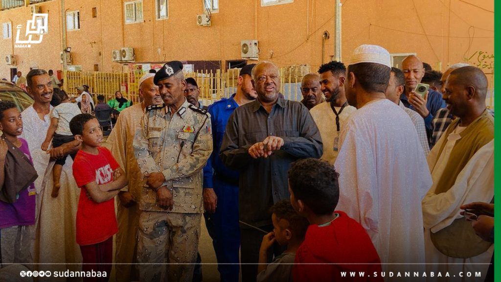 القنصل السوداني بأسوان يزور معبر أرقين ويشيد بمبادرة شرفتونا لخدمة العائدين
