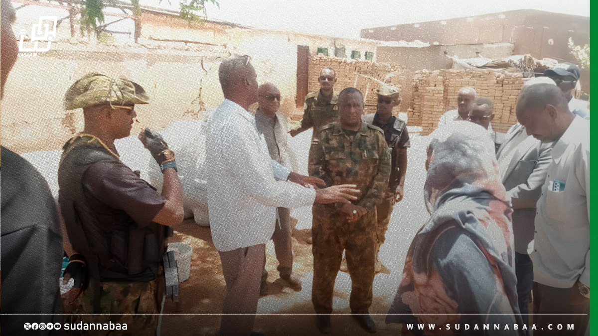 والي الجزيرة يتفقد أوضاع النازحين بمركز أرض المحنة في مدني 10 والي الجزيرة يتفقد أوضاع النازحين بمركز أرض المحنة في مدني