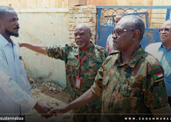 والي الخرطوم يطمئن على أوضاع المواطنين الذين تم اجلاءهم من غربي أمبدة ويوجه بتعزيز الخدمات المقدمة لهم