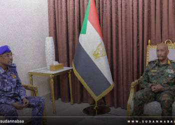 البرهان يلتقي مدير عام قوات الشرطة