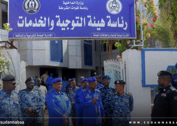 المدير العام لقوات الشرطة يتفقد هيئة التوجيه والخدمات ويوجه بتقديم مشاريع إنتاجية لقوات الشرطة والمتقاعدين وأسر الشهداء