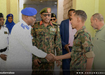 بالصور.. فى أسبوع المرور العربي… مدير مرور ولاية البحر الاحمر ومدير مستشفى بوارس يقدمان الدعم العيني لجرحى معركة الكرامة