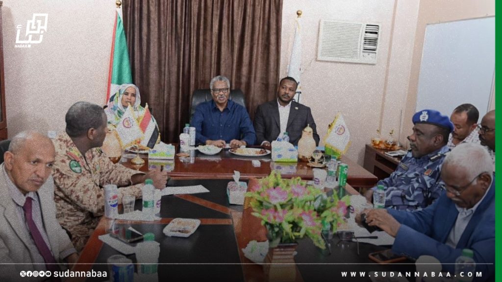 والي القضارف ولجنة أمن الولاية يتفقدون أداء الشركة السودانية للموارد المعدنية 1 والي القضارف ولجنة أمن الولاية يتفقدون أداء الشركة السودانية للموارد المعدنية