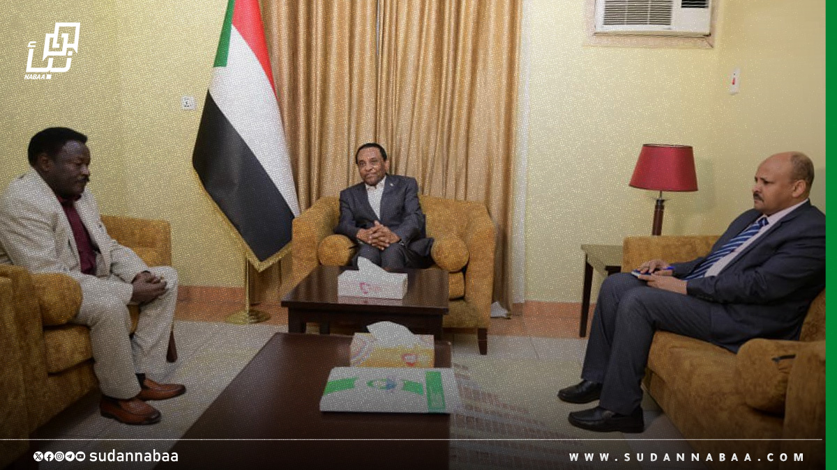 رئيس الوزراء يؤكد ضرورة الاهتمام بقضايا المواطنين بدارفور خاصة ولاية جنوب دارفور 10 رئيس الوزراء يؤكد ضرورة الاهتمام بقضايا المواطنين بدارفور خاصة ولاية جنوب دارفور