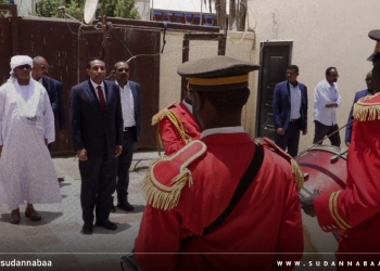رئيس الوزراء يشيد بدور جهاز المخابرات العامة في حماية البلاد من المهددات