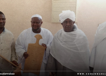 والي الجزيرة يشيد بدور خلاوي ود الفادني في تحفيظ القرآن وتوحيد المجتمع
