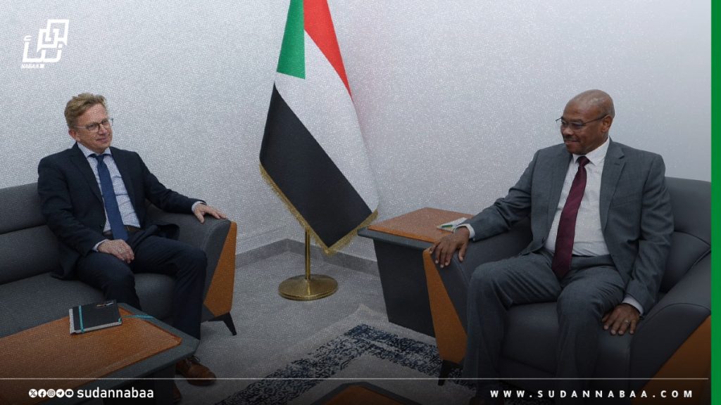 مستشار مجلس السيادة يلتقي السفير الالماني لدى السودان 1 مستشار مجلس السيادة يلتقي السفير الالماني لدى السودان