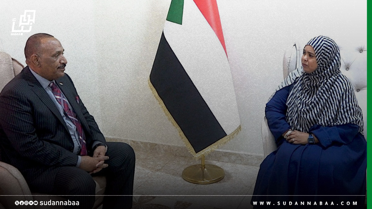 عضو مجلس السيادة د. نوارة أبو محمد تطلع على جهود وزارة الطاقة والنفط في استقرار الامداد الكهربائي 10 عضو مجلس السيادة د. نوارة أبو محمد تطلع على جهود وزارة الطاقة والنفط في استقرار الامداد الكهربائي
