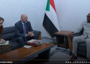 مستشار رئيس مجلس السيادة لشؤون المنظمات والعمل الإنساني يلتقي الرئيس القطري للجنة الدولية للصليب الأحمر