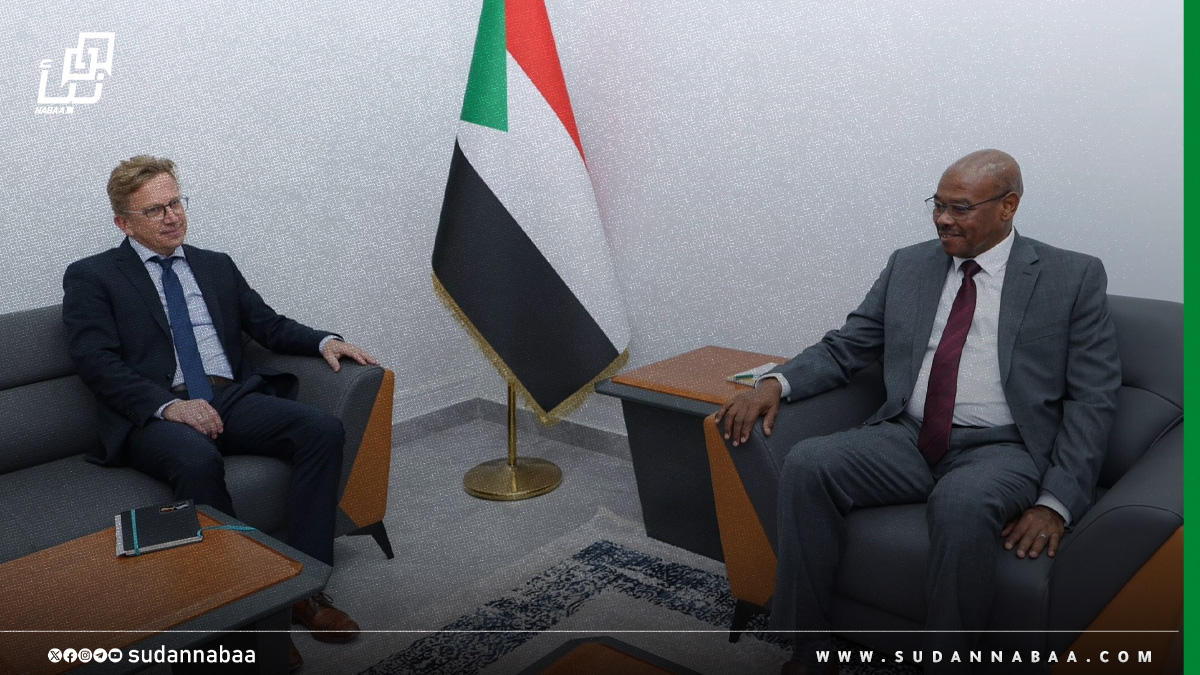 مستشار مجلس السيادة يلتقي السفير الالماني لدى السودان 10 مستشار مجلس السيادة يلتقي السفير الالماني لدى السودان