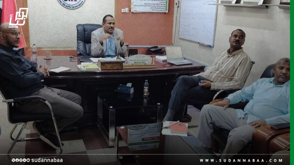مدير التأمين الصحي يوجّه بإعادة استهداف الأسر الفقيرة ضمن خطة المائة يوم 1 مدير التأمين الصحي يوجّه بإعادة استهداف الأسر الفقيرة ضمن خطة المائة يوم
