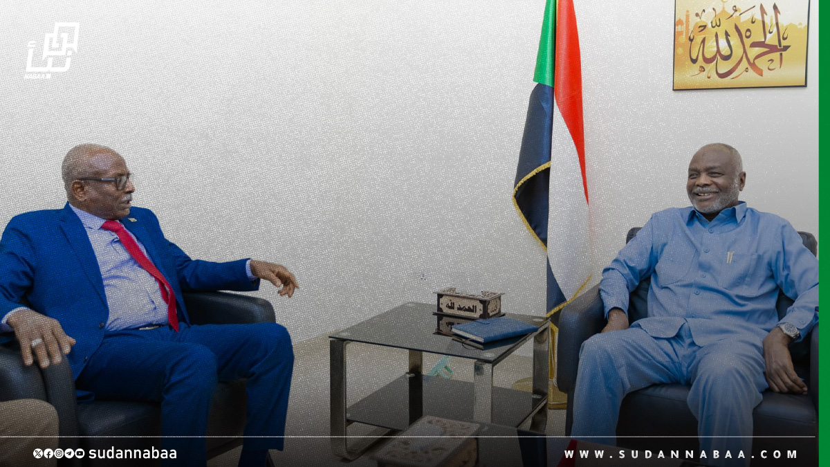 اجتماع تنسيقي بين وزيري المالية والبنية التحتية والنقل استجابة لتوجيهات رئيس الوزراء بشأن طريق بورتسودان - كسلا 10 اجتماع تنسيقي بين وزيري المالية والبنية التحتية والنقل استجابة لتوجيهات رئيس الوزراء بشأن طريق بورتسودان – كسلا