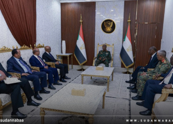 رئيس مجلس السيادة يؤكد أهمية تطوير وتعزيز علاقات السودان الخارجية