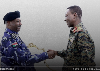 كباشي يلتقي مدير عام قوات الشرطة