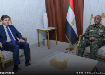 البرهان يلتقي السفير الأسباني لدي السودان