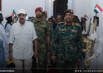 استقبال رسمي لأفورقي بقصر الشرق وبحث أوجه التعاون بين السودان وإريتريا