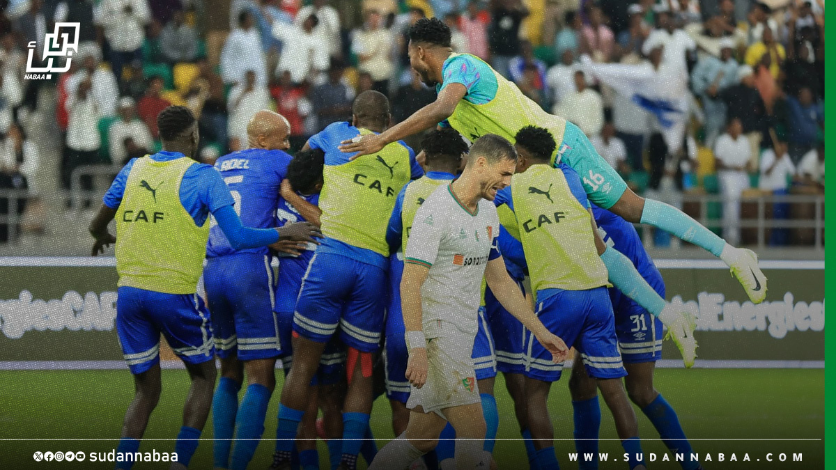 الهلال يستهل مجموعات أبطال أفريقيا بفوز ثمين على مولودية الجزائر 10 الهلال يستهل مجموعات أبطال أفريقيا بفوز ثمين على مولودية الجزائر