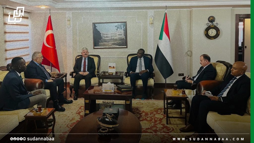السفير نادر يوسف يبحث مع جامعة العلوم الصحية التركية استئناف نشاطها الأكاديمي في السودان