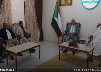 وزير الطاقة ووالي نهر النيل يؤكدان مواصلة إعادة تأهيل بُنى الكهرباء المتضررة بالولاية