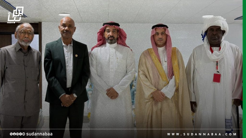الأمين العام للمنظمة العربية للهلال الأحمر والصليب الأحمر يبدأ زيارة للبلاد للوقوف على الأوضاع الإنسانية