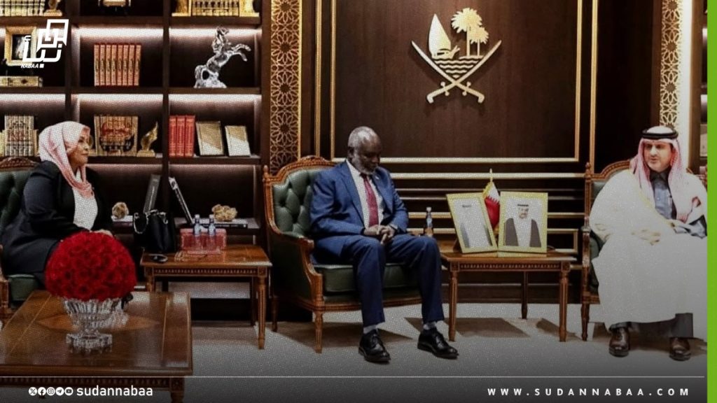 وزير المالية ومحافظ بنك السودان المركزي يلتقيان محافظ مصرف قطر المركزي لتعزيز التعاون المالي والمصرفي 1 وزير المالية ومحافظ بنك السودان المركزي يلتقيان محافظ مصرف قطر المركزي لتعزيز التعاون المالي والمصرفي