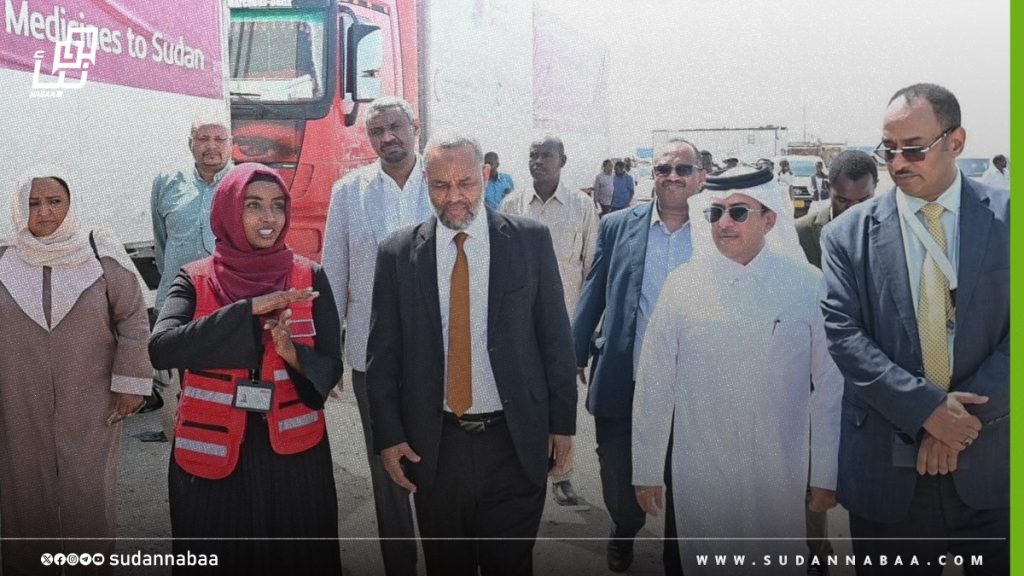 وزير الصحة والسفير القطري يدشنان بداية وصول جسر بحري لأدوية منقذة للحياة تقدر بـ(1000) طن 1 وزير الصحة والسفير القطري يدشنان بداية وصول جسر بحري لأدوية منقذة للحياة تقدر بـ1000 طن