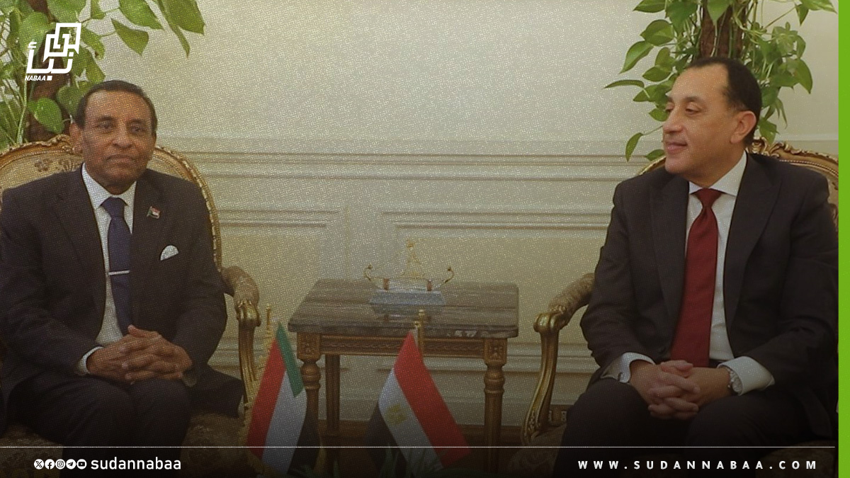 رئيس الوزراء يعقد جلسة مباحثات مشتركة مع نظيره المصري بالقاهرة 10 رئيس الوزراء يعقد جلسة مباحثات مشتركة مع نظيره المصري بالقاهرة