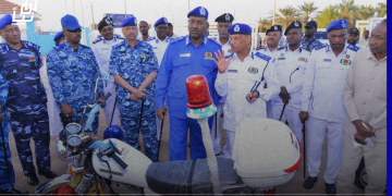 مدير عام الشرطة يدشن آليات ومركبات الضبط المروري لدعم إدارات المرور بالبلاد