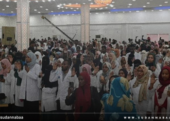 وزير الصحة يشهد أداء القسم الطبي لـ 5874 من ممارسي المهن الطبية والصحية