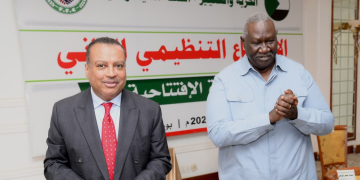 عقار يزور قيادات الكتلة الديمقراطية ويشيد بمؤتمرها التنظيمي الثاني ببورتسودان