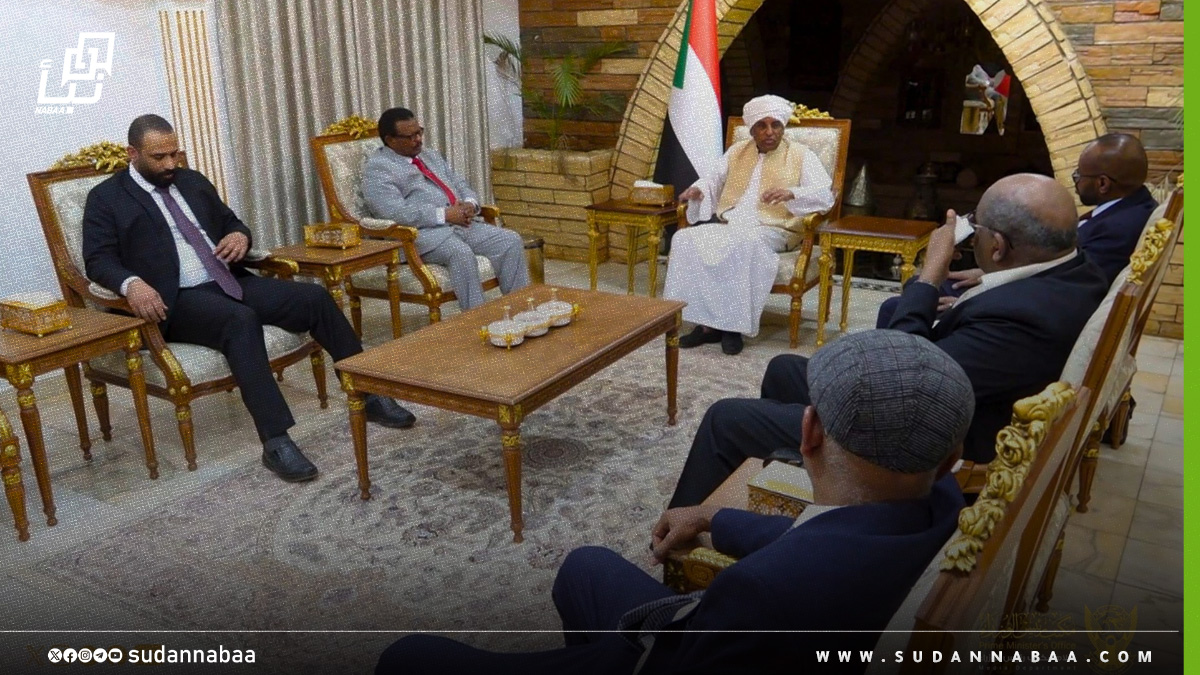 رئيس الوزراء: السلام أولوية الحكومة في المرحلة المقبلة 10 رئيس الوزراء: السلام أولوية الحكومة في المرحلة المقبلة