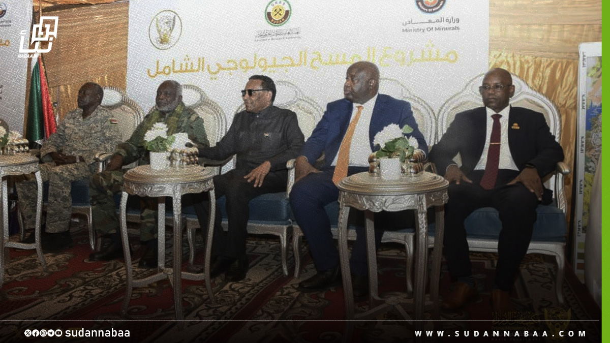 رئيس الوزراء يُدشن مشروع المسح الجيولوجي الشامل 10 رئيس الوزراء يُدشن مشروع المسح الجيولوجي الشامل