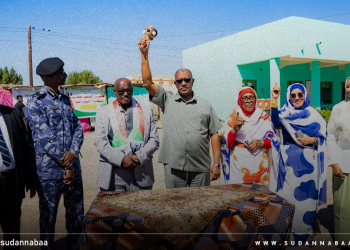والي البحر الأحمر يقرع جرس انطلاق امتحانات الشهادة السودانية بمدرسة “عبد ربه الثانوية بنات” ببورتسودان