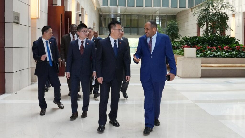 Sudan, CNPC Discuss Expanding Oil Cooperation and Reconstruction Support 1 Sudasn Ambassador in China1