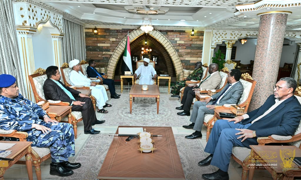 PM Holds Expanded Meeting on Mining Regulation, Smuggling, and Narcotics