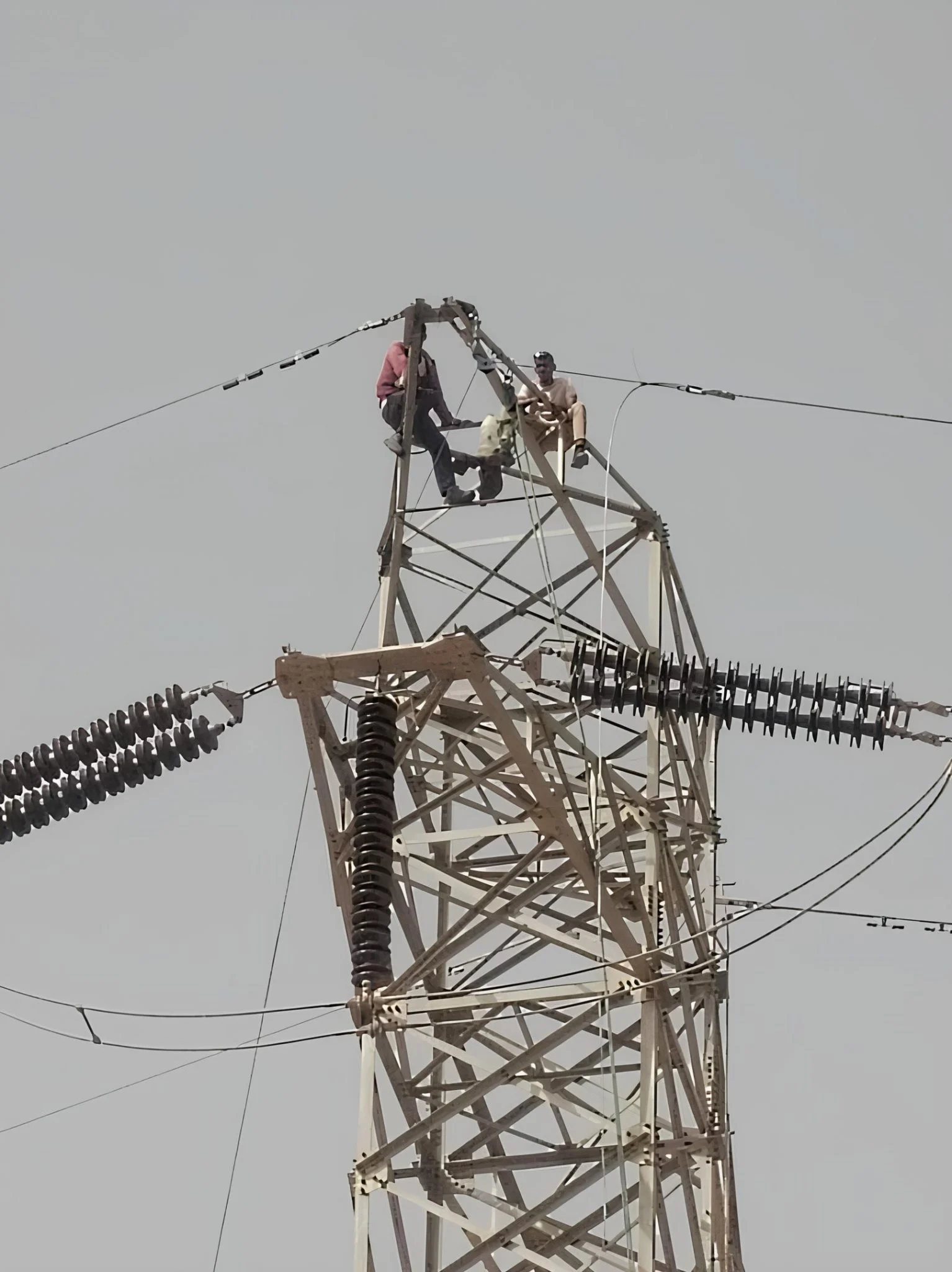 Energy Ministry: Power Outages Caused by Technical and Operational Challenges Beyond Control 1 Energy Ministry: Power Outages Caused by Technical and Operational Challenges Beyond Control