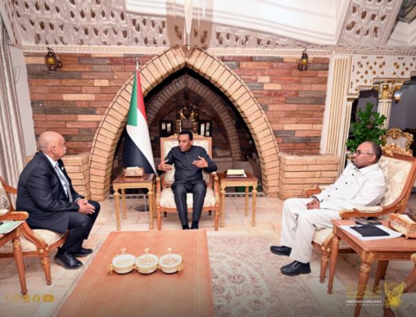 home 31 Prime Minister Reviews Ministry of Energy’s Efforts in Electricity and Petroleum Supply
