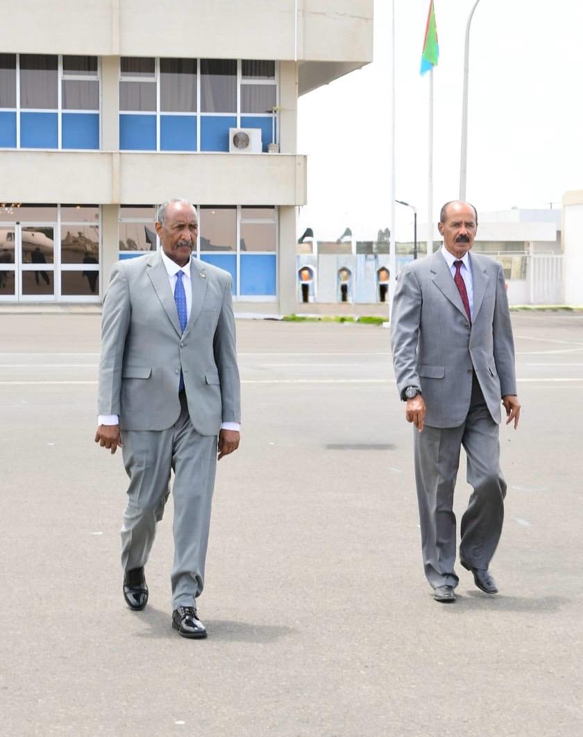 Al-Burhan, Afwerki Discuss Sudan-Eritrea Relations