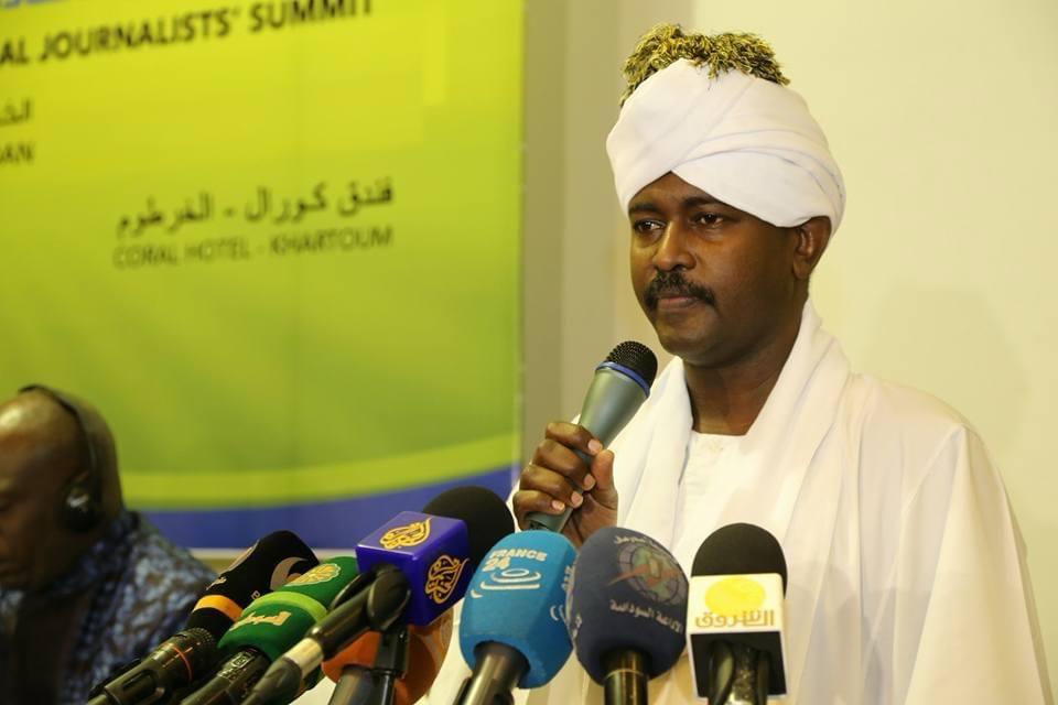 Journalists Union President: Sudanese Dialogue Necessary to Overcome Crisis, External Initiatives May Undermine National Sovereignty 1 Journalists Union President: Sudanese Dialogue Necessary to Overcome Crisis, External Initiatives May Undermine National Sovereignty